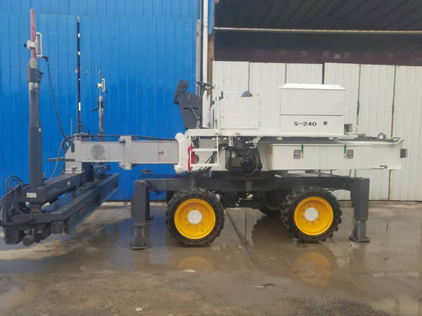 美国神龙240大型激光整平机