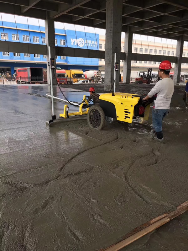 两轮激光整平机